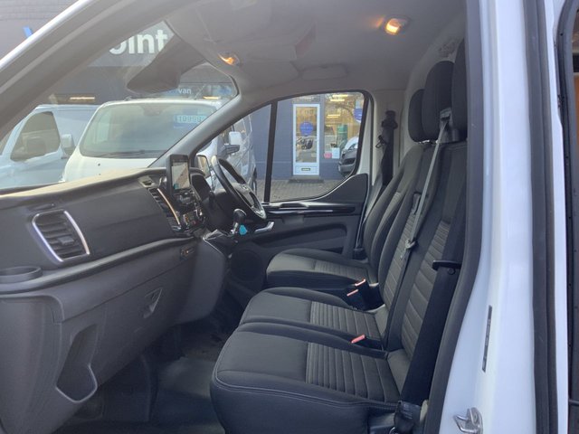 2022 Ford Transit Custom 2L Leader 5dr - Photo 7