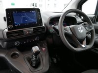 USED 2023 23 VAUXHALL COMBO L2 1.5 TURBO D 100 BHP 2300 LONG PRO EDITION 6DR  SATNAV | AIR CON | 3 SEATS | L2 LONG