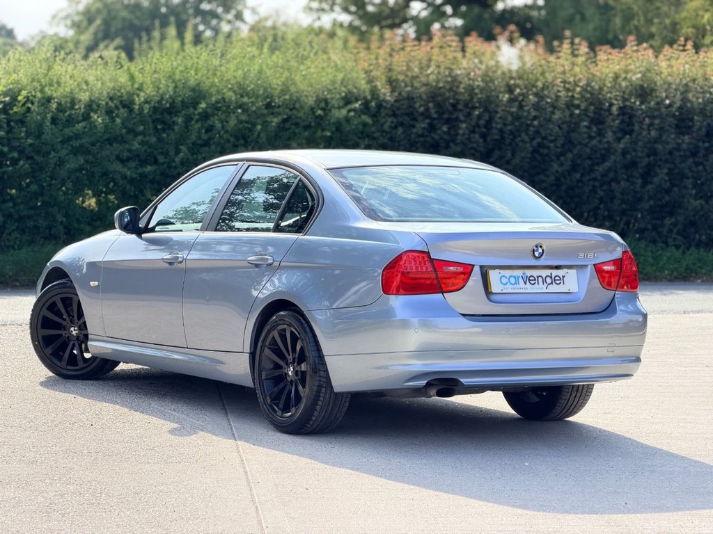 USED 2011 11 BMW 3 SERIES 2.0 318i SE Saloon 4dr Petrol Steptronic Euro 5 (143 ps) |7 Services|Sensors|Google Maps|