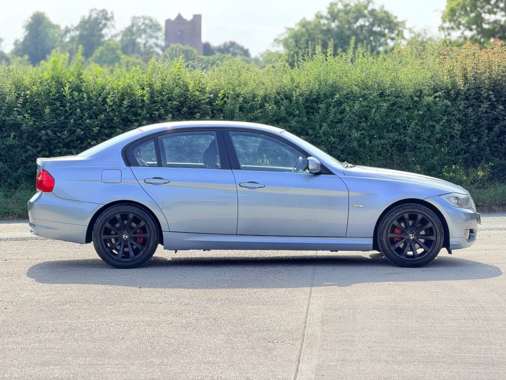 USED 2011 11 BMW 3 SERIES 2.0 318i SE Saloon 4dr Petrol Steptronic Euro 5 (143 ps) |7 Services|Sensors|Google Maps|