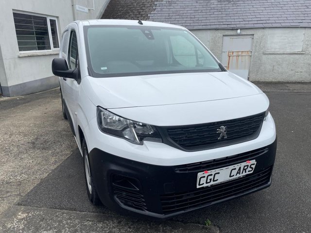 2023 PEUGEOT PARTNER