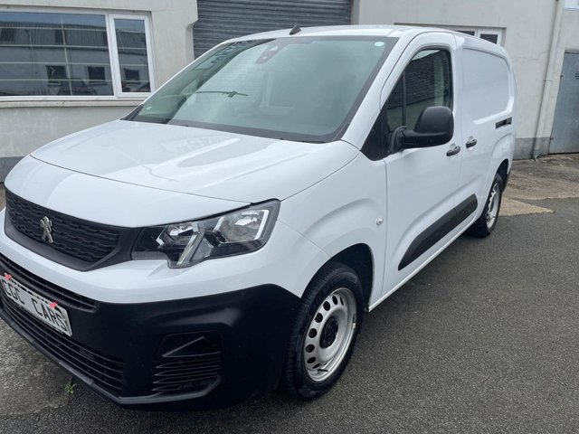 2023 PEUGEOT PARTNER - Photo 2