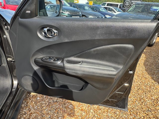 2018 NISSAN JUKE 1.2 DIG-T Tekna SUV 5dr Petrol Manual Euro 6 (s/s) (115 ps) - Photo 12
