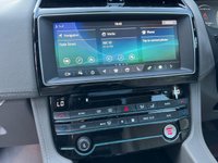 USED 2018 18 JAGUAR F-PACE 2.0 D180 Portfolio SUV 5dr Diesel Auto AWD Euro 6 (s/s) (180 ps) 