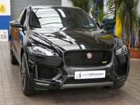 USED 2019 69 JAGUAR F-PACE 2 2.0 P300 300 Sport SUV 5dr Petrol Auto AWD Euro 6 (s/s) (300 ps) 5d AUTO 296 BHP STUNNING EXAMPLE BIG SPEC SAT NAV PANORAMIC SUNROOF REAR VIEW CAMERA LEATHER HEATED SEATS HEATED STEERING WHEEL CRUISE CONTROL PARKING SENSORS JAGUAR SERVICE HISTORY