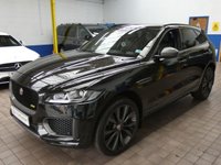 USED 2019 69 JAGUAR F-PACE 2 2.0 P300 300 Sport SUV 5dr Petrol Auto AWD Euro 6 (s/s) (300 ps) 5d AUTO 296 BHP STUNNING EXAMPLE BIG SPEC SAT NAV PANORAMIC SUNROOF REAR VIEW CAMERA LEATHER HEATED SEATS HEATED STEERING WHEEL CRUISE CONTROL PARKING SENSORS JAGUAR SERVICE HISTORY