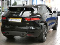 USED 2019 69 JAGUAR F-PACE 2 2.0 P300 300 Sport SUV 5dr Petrol Auto AWD Euro 6 (s/s) (300 ps) 5d AUTO 296 BHP STUNNING EXAMPLE BIG SPEC SAT NAV PANORAMIC SUNROOF REAR VIEW CAMERA LEATHER HEATED SEATS HEATED STEERING WHEEL CRUISE CONTROL PARKING SENSORS JAGUAR SERVICE HISTORY