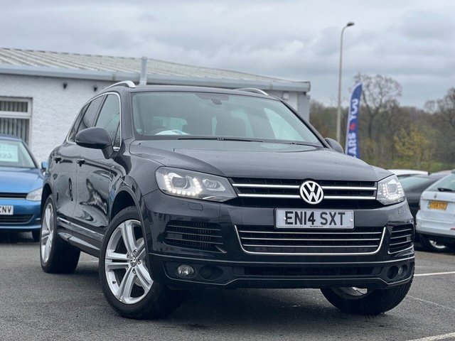 View our Volkswagen Touareg 3.0 TDI V6 BlueMotion Tech R-Line SUV 5dr Diesel Tiptronic 4WD Euro 5 (s/s) (245 ps)