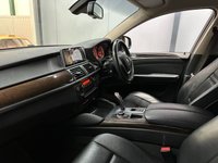 USED 2013 09 BMW X6 3.0 30d SUV 5dr Diesel Auto xDrive Euro 5 (245 ps) Wide screen media |front & rear cam