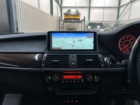 USED 2013 09 BMW X6 3.0 30d SUV 5dr Diesel Auto xDrive Euro 5 (245 ps) Wide screen media |front & rear cam