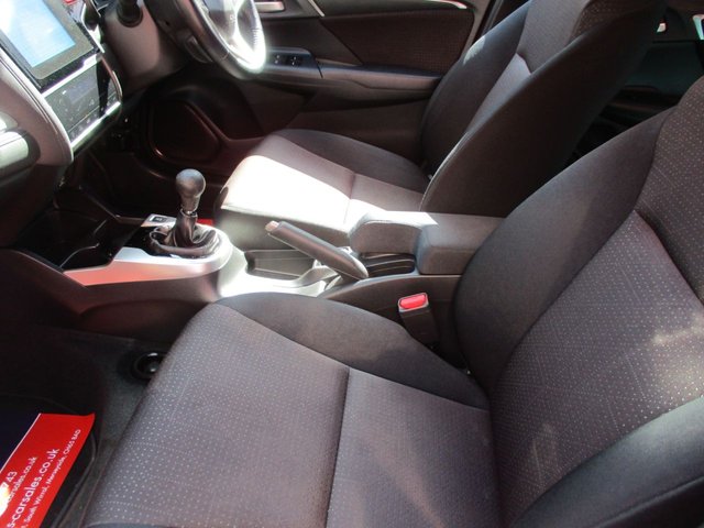 2016 HONDA JAZZ 1.3 i-VTEC EX Hatchback 5dr Petrol Manual Euro 6 (s/s) (102 ps) PRISTINE EXAMPLE ,£35 ROAD TAX ,FULL SERVICE HISTORY ,2 KEYS ,6 MONTHS WARRANTY ,VIEWING AND TEST DRIVE ESSENTIAL , - Photo 10