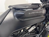 USED 2023 72 HUSQVARNA SVARTPILEN 125 VERY LOW MILES - GOOD CONDITION COMES WITH NEW MOT AND WARRANTY