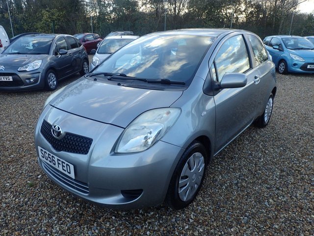 2006 TOYOTA YARIS 1.3 VVT-i T3 Hatchback 3dr Petrol Manual (141 g/km, 85 bhp) - Photo 3