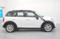 USED 2016 16 MINI COUNTRYMAN 1.6 Cooper SUV 5dr Petrol Manual Euro 6 (s/s) (122 ps) 1 Owner From New, DAB Digital Radio, Air Conditioning.