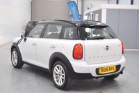USED 2016 16 MINI COUNTRYMAN 1.6 Cooper SUV 5dr Petrol Manual Euro 6 (s/s) (122 ps) 1 Owner From New, DAB Digital Radio, Air Conditioning.