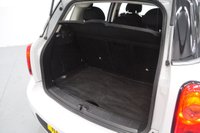 USED 2016 16 MINI COUNTRYMAN 1.6 Cooper SUV 5dr Petrol Manual Euro 6 (s/s) (122 ps) 1 Owner From New, DAB Digital Radio, Air Conditioning.