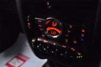 USED 2016 16 MINI COUNTRYMAN 1.6 Cooper SUV 5dr Petrol Manual Euro 6 (s/s) (122 ps) 1 Owner From New, DAB Digital Radio, Air Conditioning.