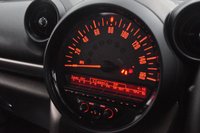 USED 2016 16 MINI COUNTRYMAN 1.6 Cooper SUV 5dr Petrol Manual Euro 6 (s/s) (122 ps) 1 Owner From New, DAB Digital Radio, Air Conditioning.