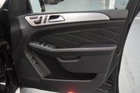 USED 2015 15 MERCEDES-BENZ GL CLASS 3.0 GL350 V6 BlueTEC AMG Sport SUV 5dr Diesel G-Tronic+ 4WD Euro 6 (s/s) (258 ps) Panoramic And Sliding Roof - 7 Seats - Huge Spec!