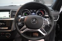 USED 2015 15 MERCEDES-BENZ GL CLASS 3.0 GL350 V6 BlueTEC AMG Sport SUV 5dr Diesel G-Tronic+ 4WD Euro 6 (s/s) (258 ps) Panoramic And Sliding Roof - 7 Seats - Huge Spec!