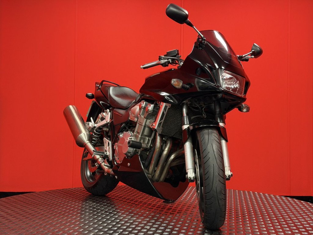 USED 2006 06 HONDA CB1300 GOOD CONDITION COMES WITH NEW MOT AND WARRANTY