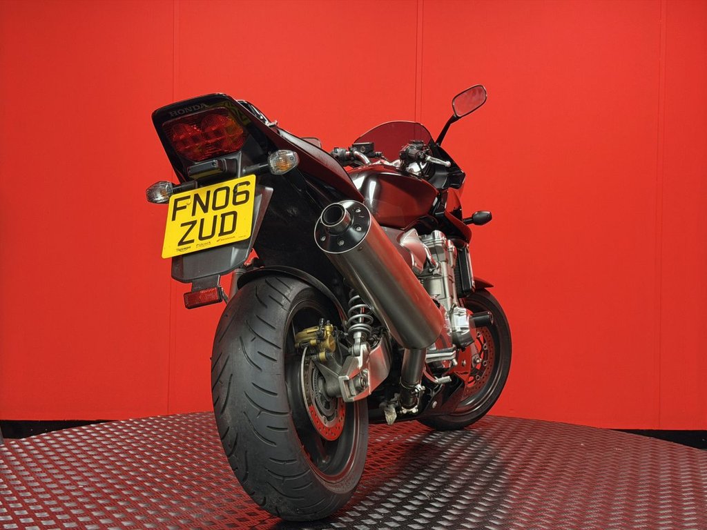 USED 2006 06 HONDA CB1300 GOOD CONDITION COMES WITH NEW MOT AND WARRANTY