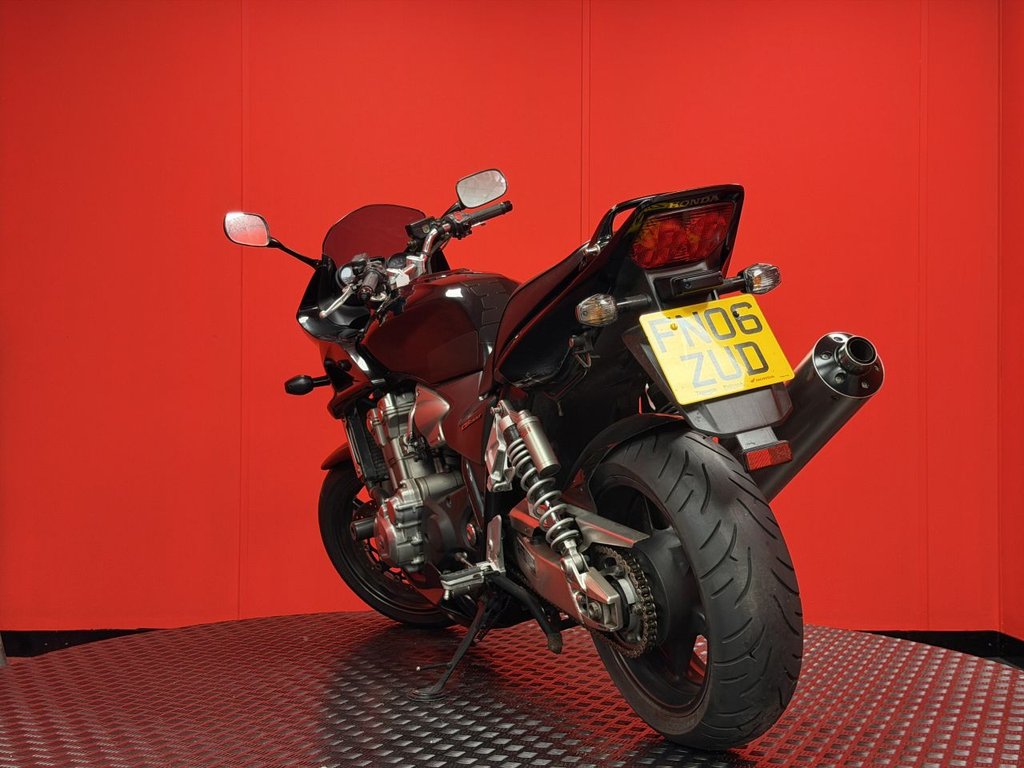 USED 2006 06 HONDA CB1300 GOOD CONDITION COMES WITH NEW MOT AND WARRANTY