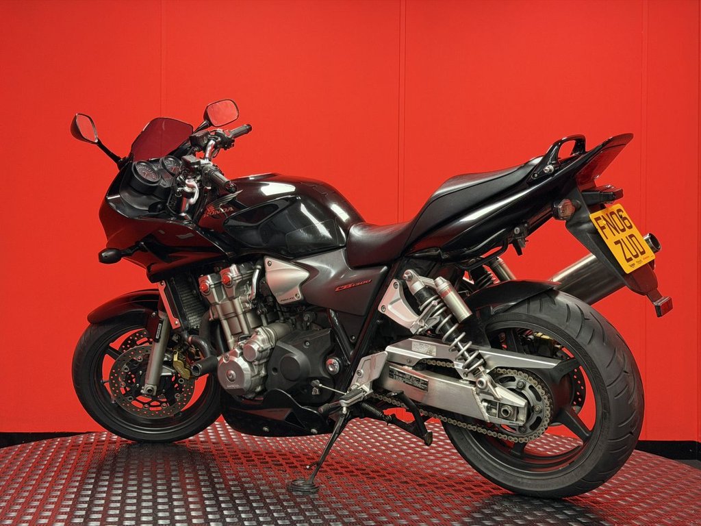 USED 2006 06 HONDA CB1300 GOOD CONDITION COMES WITH NEW MOT AND WARRANTY