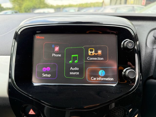 2018 TOYOTA AYGO - Photo 6