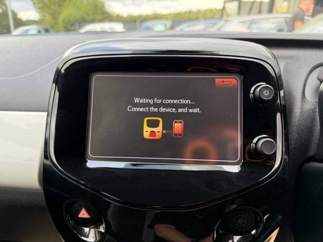 2018 TOYOTA AYGO - Photo 8