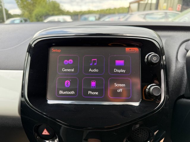 2018 TOYOTA AYGO - Photo 9