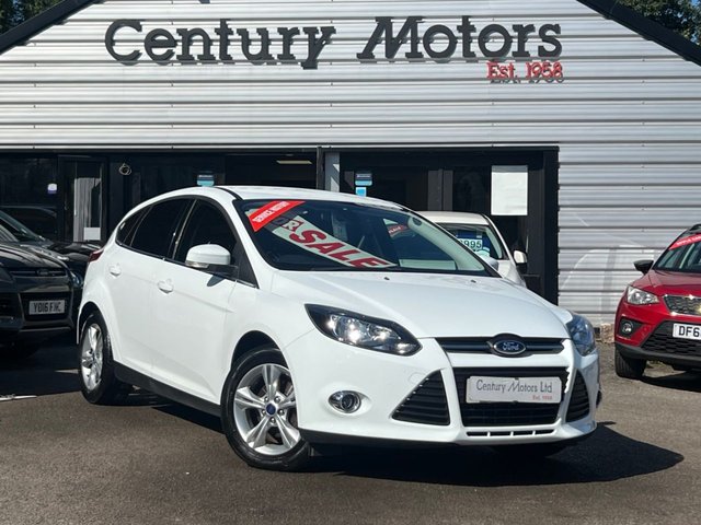 2013 63 Ford Focus 1.6 Zetec Hatchback 5dr Petrol Manual Euro 5 (105 ps)