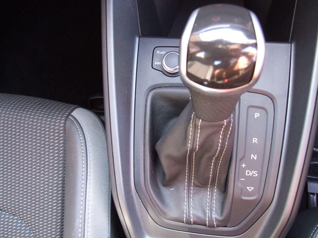 2019 AUDI A1 1.5 TFSI 35 S line Sportback S Tronic Euro 6 (s/s) 5dr - Photo 11