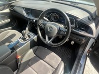 USED 2018 18 VAUXHALL INSIGNIA 1.5i Turbo SRi Nav Grand Sport 5dr Petrol Manual Euro 6 (s/s) (165 ps) FULL SERVICE HISTORY 2 KEYS BOOK PACK SERVICED AS REQUIRED AND 1 YEAR MOT WITHIN THE SALE