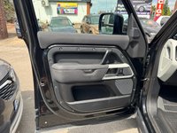 USED 2020 70 LAND ROVER DEFENDER 2.0 Si4 SE SUV 5dr Petrol Auto 4WD Euro 6 (s/s) (300 ps) 