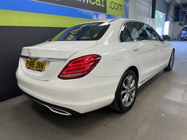 2015 Mercedes-Benz C-Class 2.1L Sport 4dr - Photo 5