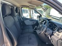 USED 2018 18 RENAULT TRAFIC 1.6 dCi 27 Sport Nav SWB Standard Roof Euro 6 5dr 1 YEARS MOT, TOP SPEC