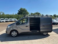 USED 2018 18 RENAULT TRAFIC 1.6 dCi 27 Sport Nav SWB Standard Roof Euro 6 5dr 1 YEARS MOT, TOP SPEC