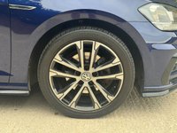 USED 2019 69 VOLKSWAGEN GOLF 2.0 TDI R-Line Hatchback 5dr Diesel DSG Euro 6 (s/s) (150 ps) 