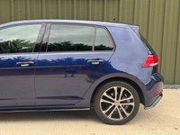 USED 2019 69 VOLKSWAGEN GOLF 2.0 TDI R-Line Hatchback 5dr Diesel DSG Euro 6 (s/s) (150 ps) 