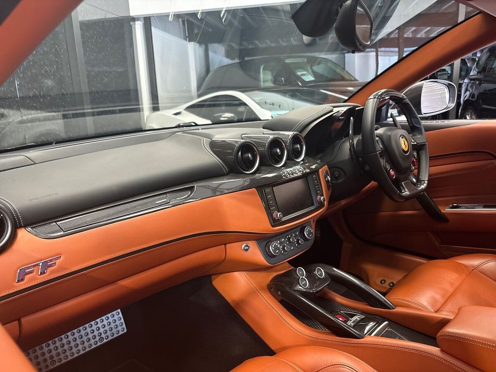 USED 2016 F FERRARI FF 6.3 V12 Coupe 3dr Petrol F1 DCT 4WD Euro 5 (s/s) (660 bhp) GLASS ROOF|APPLE CARPLAY|PTU