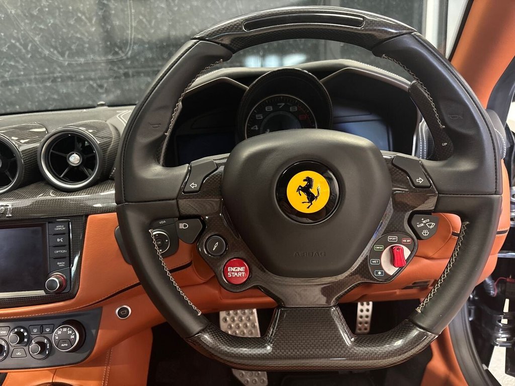 USED 2016 F FERRARI FF 6.3 V12 Coupe 3dr Petrol F1 DCT 4WD Euro 5 (s/s) (660 bhp) GLASS ROOF|APPLE CARPLAY|PTU