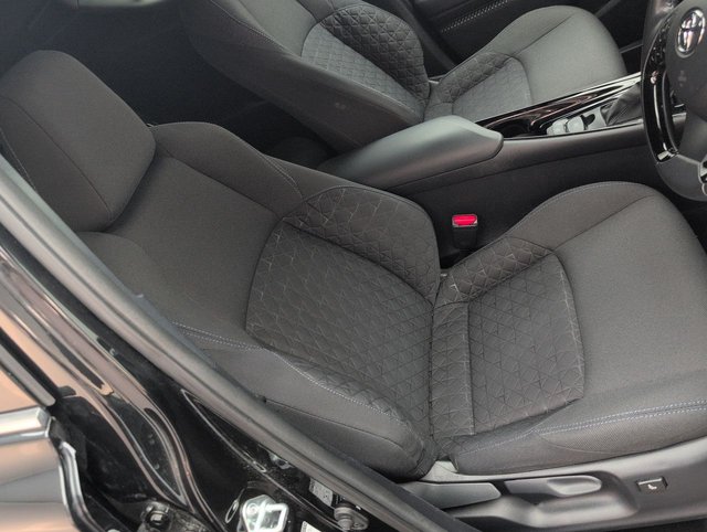USED 2021 21 Toyota C-Hr 1.8 Vvt-H Gpf Design Suv 5dr Petrol Hybrid Cvt Euro 6 (s/S) (122 Ps) - Cruise, Bluetooth, Alloy