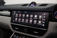 USED 2023 72 PORSCHE CAYENNE 3.0 V6 E-Hybrid 17.9kWh Platinum Edition Petrol Plug-in Hybrid  