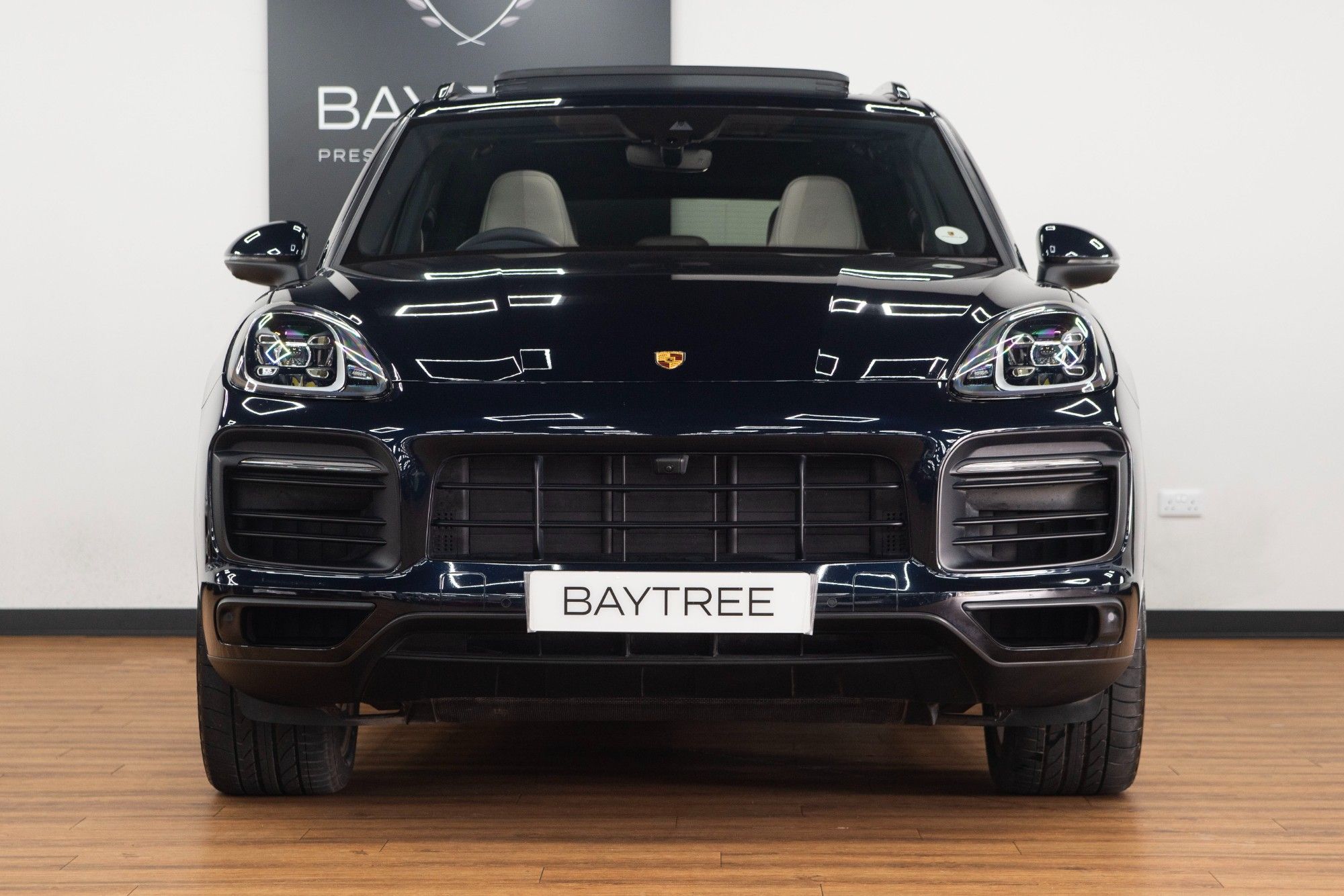 USED 2023 72 PORSCHE CAYENNE 3.0 V6 E-Hybrid 17.9kWh Platinum Edition Petrol Plug-in Hybrid  