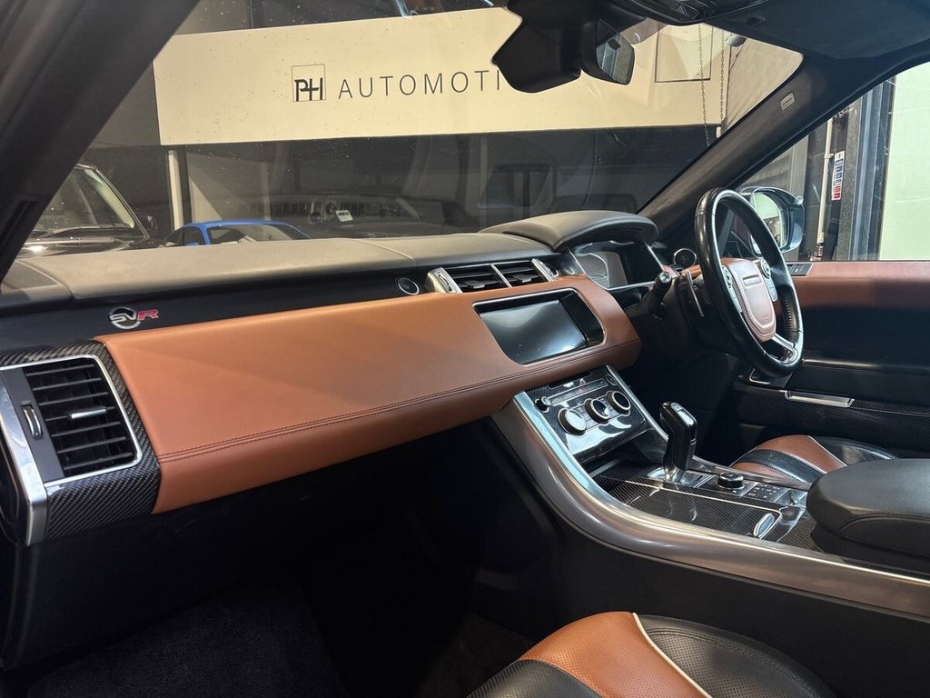 USED 2017 67 LAND ROVER RANGE ROVER SPORT 5.0 V8 SVR SUV 5dr Petrol Auto 4WD Euro 6 (s/s) (550 ps) LAND ROVER WARRANTY AUGUST 26