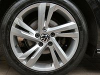 USED 2022 71 VOLKSWAGEN GOLF 1.5 eTSI MHEV R-Line Estate 5dr Petrol Hybrid DSG Euro 6 (s/s) (150 ps) SPECIAL OFFER 12 MONTHS WARRANTY SAT NAV PART LEATHER CRUISE CONTROL PARKING SENSORS 1 OWNER SERVICE HISTORY TO 76K MILES