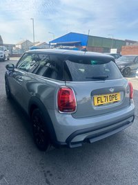 USED 2021 71 MINI HATCH 1.5 One Classic Hatchback 3dr Petrol Steptronic Euro 6 (s/s) (102 ps) 
