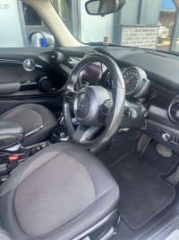 USED 2021 71 MINI HATCH 1.5 One Classic Hatchback 3dr Petrol Steptronic Euro 6 (s/s) (102 ps) 