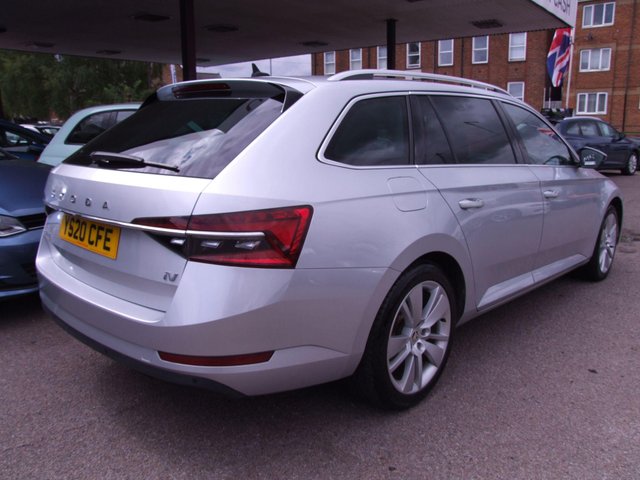 View our SKODA SUPERB